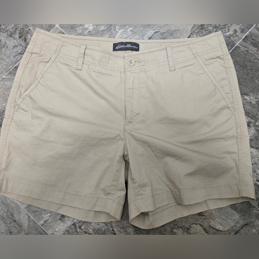 Eddie Bauer Women's Size 12 Beige Shorts
